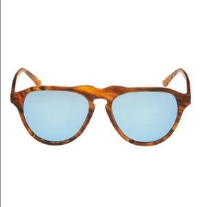 Maho Nashville Whiskey sunglasses NWT